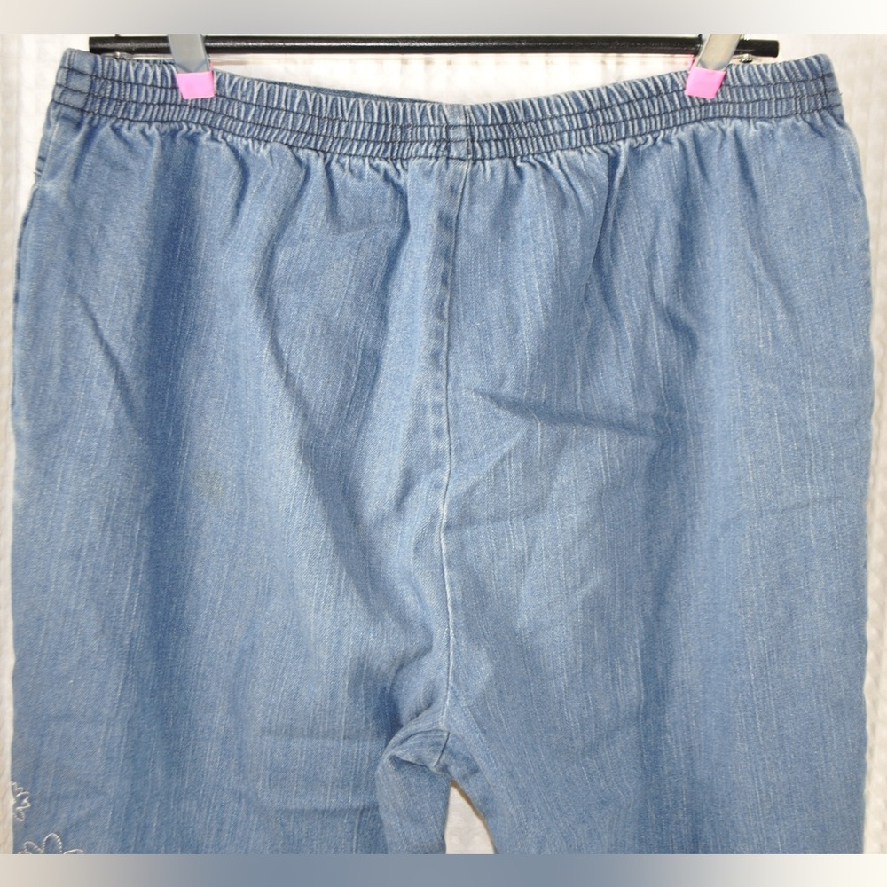 City Blues By Koret Cropped Jeans Women’s Size 14 - Picture 7 of 10